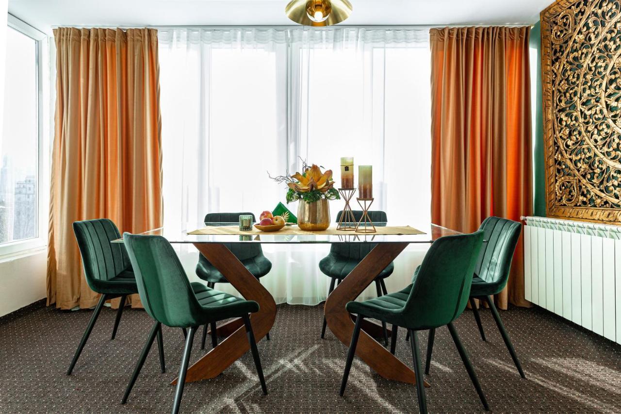 Qult - The Renaissance Affair Apartment Bukares Bagian luar foto